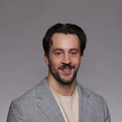 Lots of new faces here, so I wanted to reintroduce myself!

My name is Mark Stro