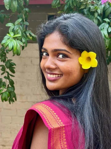 Oru vetkam varudhey varuthey😅❤️