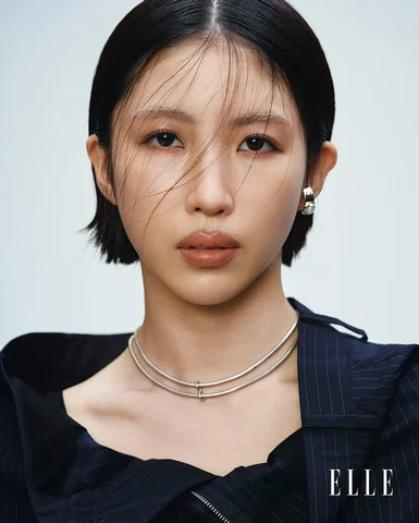 ELLE JAPON 
starring：NONA（AVANTGARDEY）　
photo：WAKABA NODA（tron）　
styling：YUI SHI