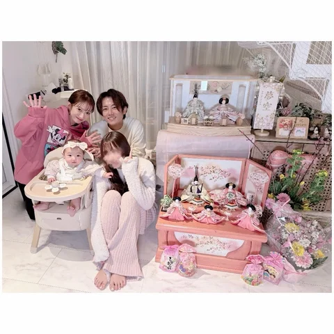 我が家の姉妹の雛祭り🎎〜🥹💕
そして夢は初節句🥹💕

#18歳差
#姉妹
#雛祭り
#希空
#夢空
🌸🌸🌸