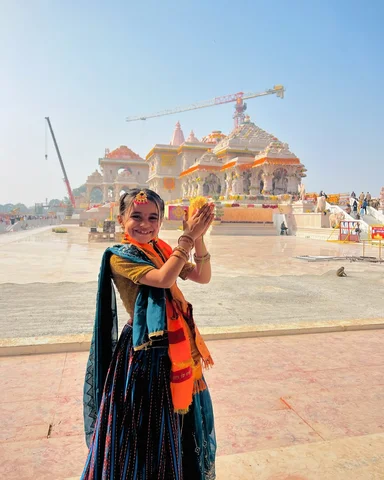 🥹🛕इतनी ख़ुशी 🥹🫶 में शब्द में बयान नहीं कर सकती🥹🛕🚩 बोलो जय श्री राम🛕🥹🚩
