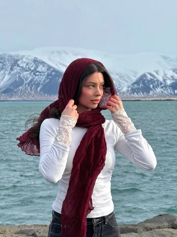 iceland with me ☁️ ✧ 

My first trip with @awal to see the amazing @laufey 

Tha
