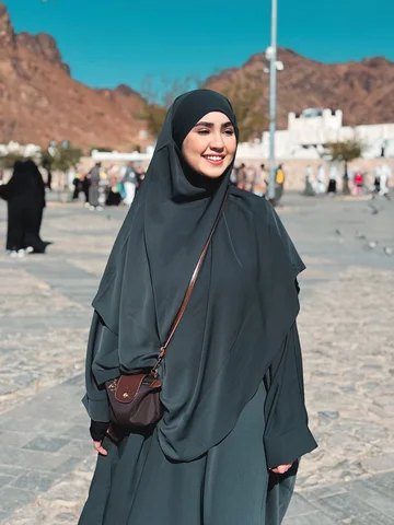 🕌❤️

- اللبيسة من عند : @hijab_elghaliyat