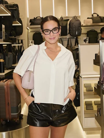 Ok, juguemos! 😏 

Chicas, comenten este look que use para un evento pero como s
