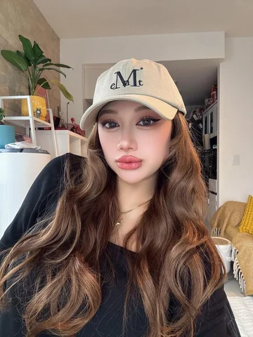 ootd💋

Beige × Denim の組み合わせお気に入り🤍
NewCAP🧢 : @__ada.official__
・
・
・
🔍ZOZO【ad