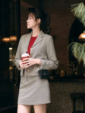 Christmas is coming 🎄🎁 
Một chút trẻ trung, thời thượng và ấm áp từ phong cách