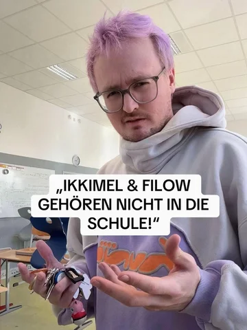 Lehrer & @ikkimel42 & @filow 
(Schon ein Jahr her…)
#lehrer #schule #schüler