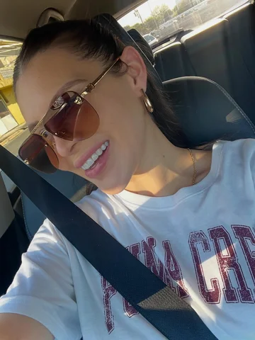 Ahora dígame sonrics “🦷😬😂 
@drdiegoricano 🫰🏻
