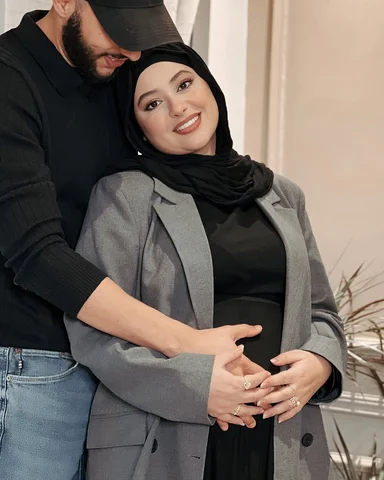 الحمدالله 💜 can’t believe am having a baby from the love of my life 🥹 Waiting 