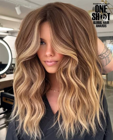 #oneshot2026

Warm Balayage com leitura de cabelo, profundidade e transição suav
