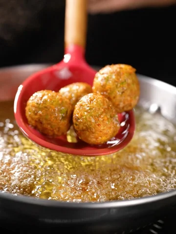 4 Desi Chinese Recipes Are Here ❤️

Compiling 4 delicious and amazing desi chine