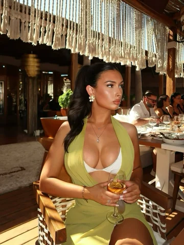 @peppermayo 🥂