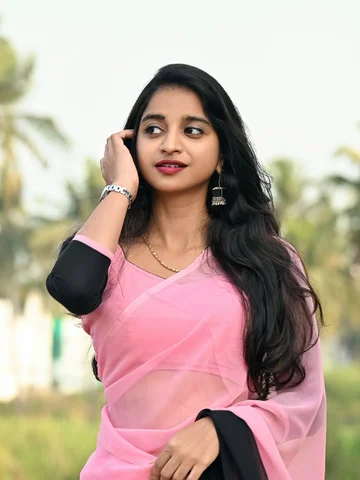 👀!
.
PC📸: @sohail.darling 
EC🖥️: @siva_retouch 
#instalove#picpost#fam#afrinv