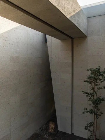 Casa CR por Antonio Farré

Fotografía: @tirso______ @mavix 

#architecture #arqu