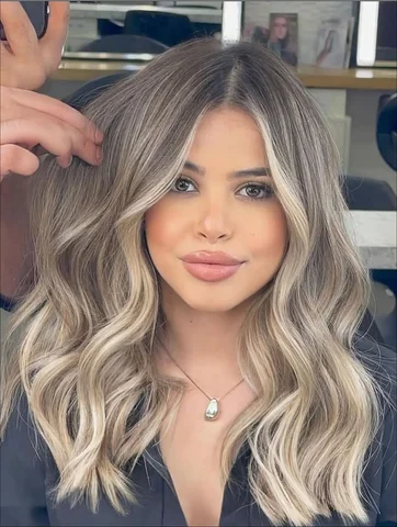 #brushlight
#behindthechair #modernsalon ##hairvideos
#hudabeauty #hairvideos #v
