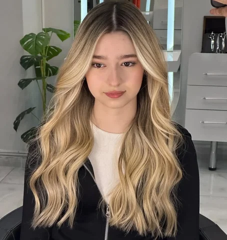#schwarzkopf
#schwarzkopfpro
#blondme
#hairinspo
#hairtransformation