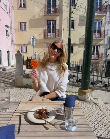 As promised, details of our 48hr girlie trip to Lisbon, just me and Issy, last w