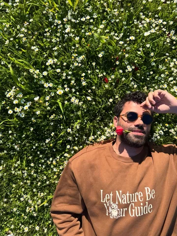 let nature be your guide.🌾

doğa, tarih, bahar ve bol çiçek içeren bugünün rota