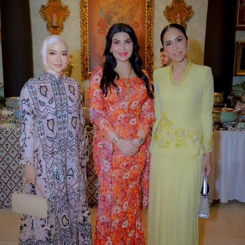 Grateful for the lovely evening at 
Toh Puan Datuk Patinggi Hajjah 
Raghad Kurdi