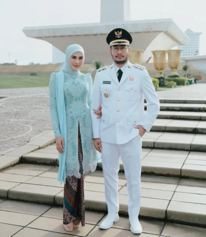 Hari ini menjadi hari yang luar biasa, pika, suamiku @ritchieismail resmi dilant