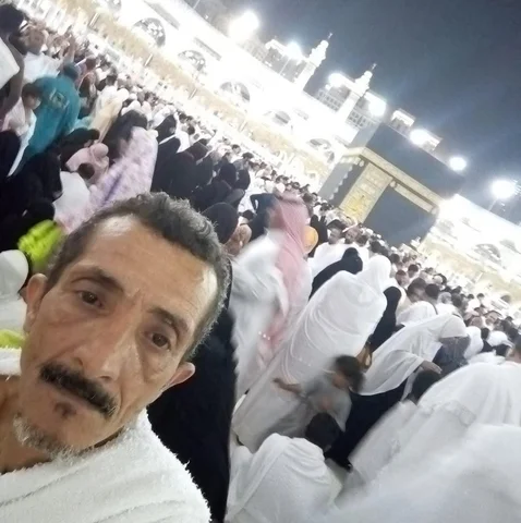 بابا فراقك صعيب ظهر تقسم😭😭😭
ربي يصبرني آلحمدالله ربي هز امانتو نهار جمعة العش