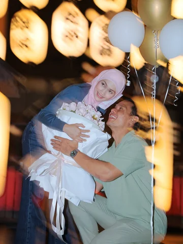 Selamat ulang tahun isteriku tercinta. 
Semoga selalu diberikan kebahagiaan dan 