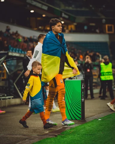 🧡🖤⚒️