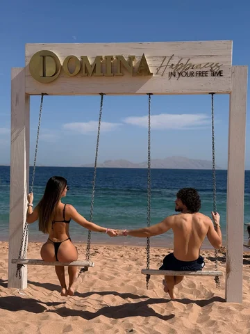Qui il tempo rallenta.
Benvenuti a Sharm el-Sheikh. 🏝️🤎🌵🐪 #TravelCouple 
#Co