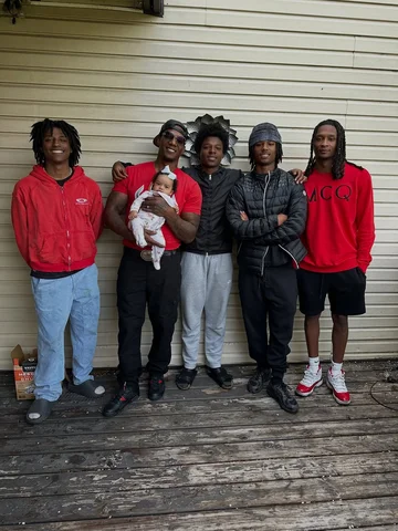 THE RHODES CREW 💨💨💨💨 #foodie #farmlife #familytime #followforfollow #foryou