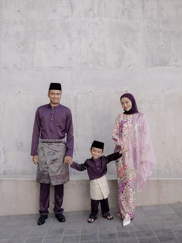 From our little family to yours; 

Semoga Syawal ini penuh dengan gelak tawa dan