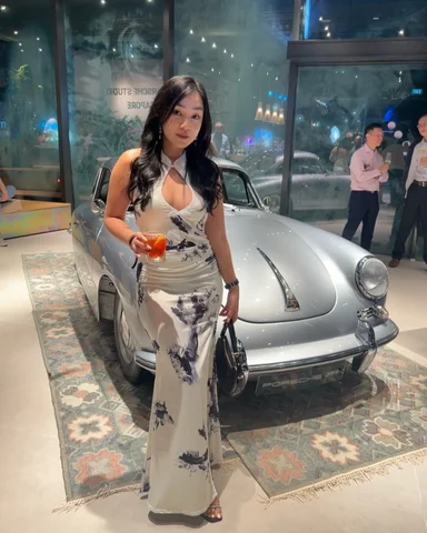 🍹🚘👯‍♀️