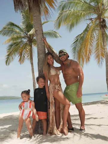 Si ves las fotos de atrás hacia adelante, fue el orden en el que sucedió todo 🤣