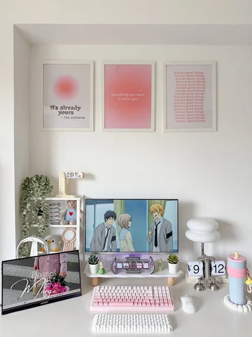 WIP desk setup x @mchose_official 💖🌸

#desksetup #pink #moodoftheday #keeb