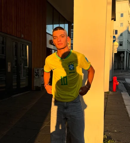 R9 cut I kept my promise 🤝🇧🇷

#r9cut #r9 #hairstyle #2million #post #viral