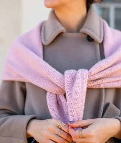 One More Row Scarf pattern + YouTube video (with styling tips) are both now live