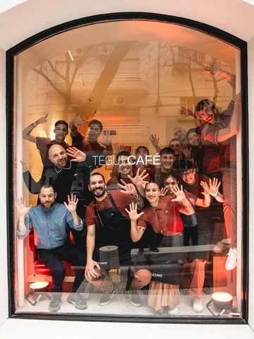 Estos somos!!! TEGUI café
LACOSTExTEGUIcafé