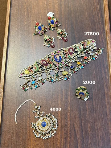 Choker Set only @rukmanijewells 
DM screenshot for enquiries or whatsapp on +919