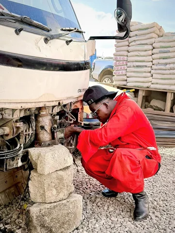 Big shout out to your diesel engine 😂😂😂. 
We got you though , reach us out @l