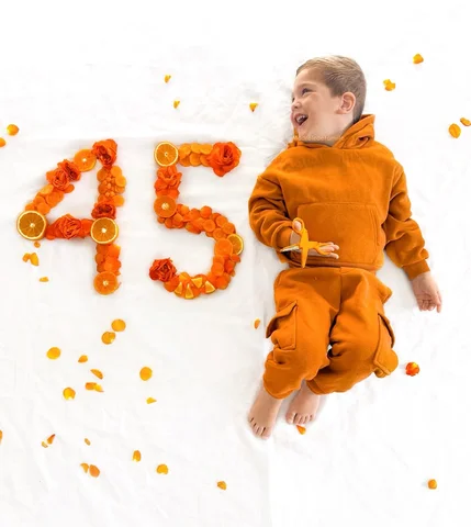 La vie en orange 🧡

Vous en pensez quoi? C’est la deuxième préférée de Jules (a