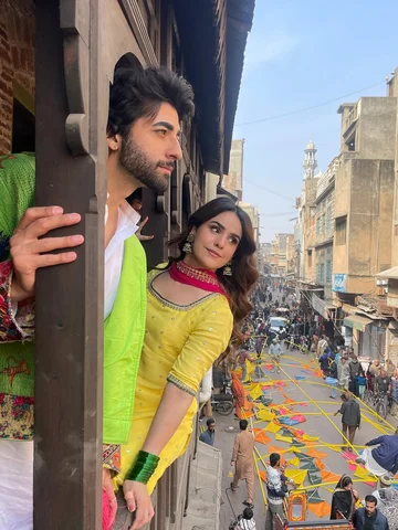 Ap logon ka sirf basant pe bo kaata hai, bhain kay roz horae hain aj kal 🌻