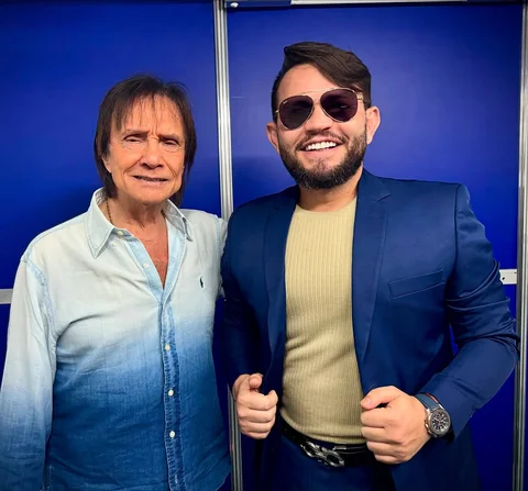 Eu sempre sonhei com isso, mesmo sem ter alô eu zerei o game no modo lendário! �