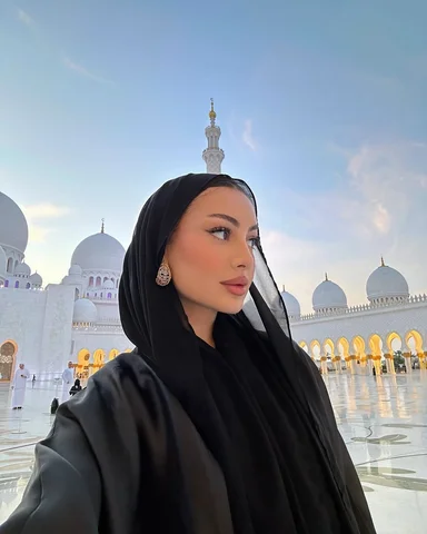 Ramadan Mubarak loves 🤍 

May Allah swt accept all our efforts in this blessed 