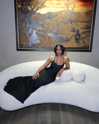 @kellyrowland rocking our dress and we’re here for it!

#albinadyla #albinadylac