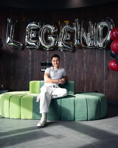 💥 Introducing “LEGEND UP” - My very own workout app! 💥

After months of long h
