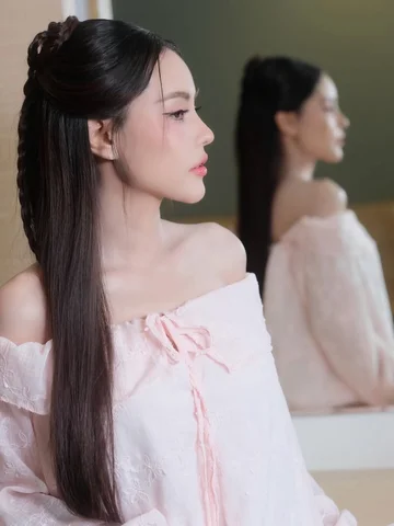 บอกว่าน่ารักก็รักเราสิ ไปรักคนอื่นทำไม🤭