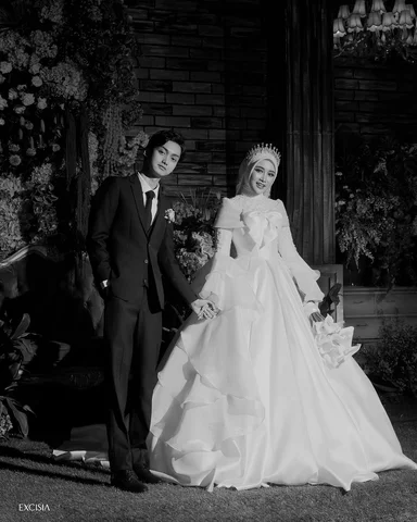 The wedding of Azmi & Khansa .
@khansa_mariska @askandaryoung 

Attire . @anarav