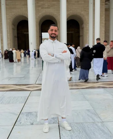 عيدكم مبارك تقبل الله منا و منكم صالح الأعمال ❤️
كل عام و انتم بألف خير