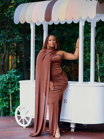 Beloved, we’re Made for More!! 🤎💫 

The launch of the new @esteelaudersa Doubl