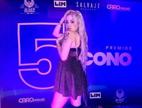 @influencericono_ @premiosicono