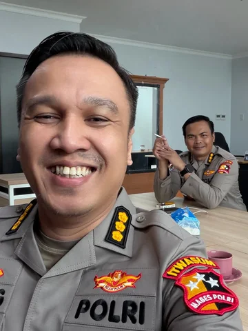 Om kobus jangan marah2 terus🗿🤣🚨

#pakbray #fyp #viral